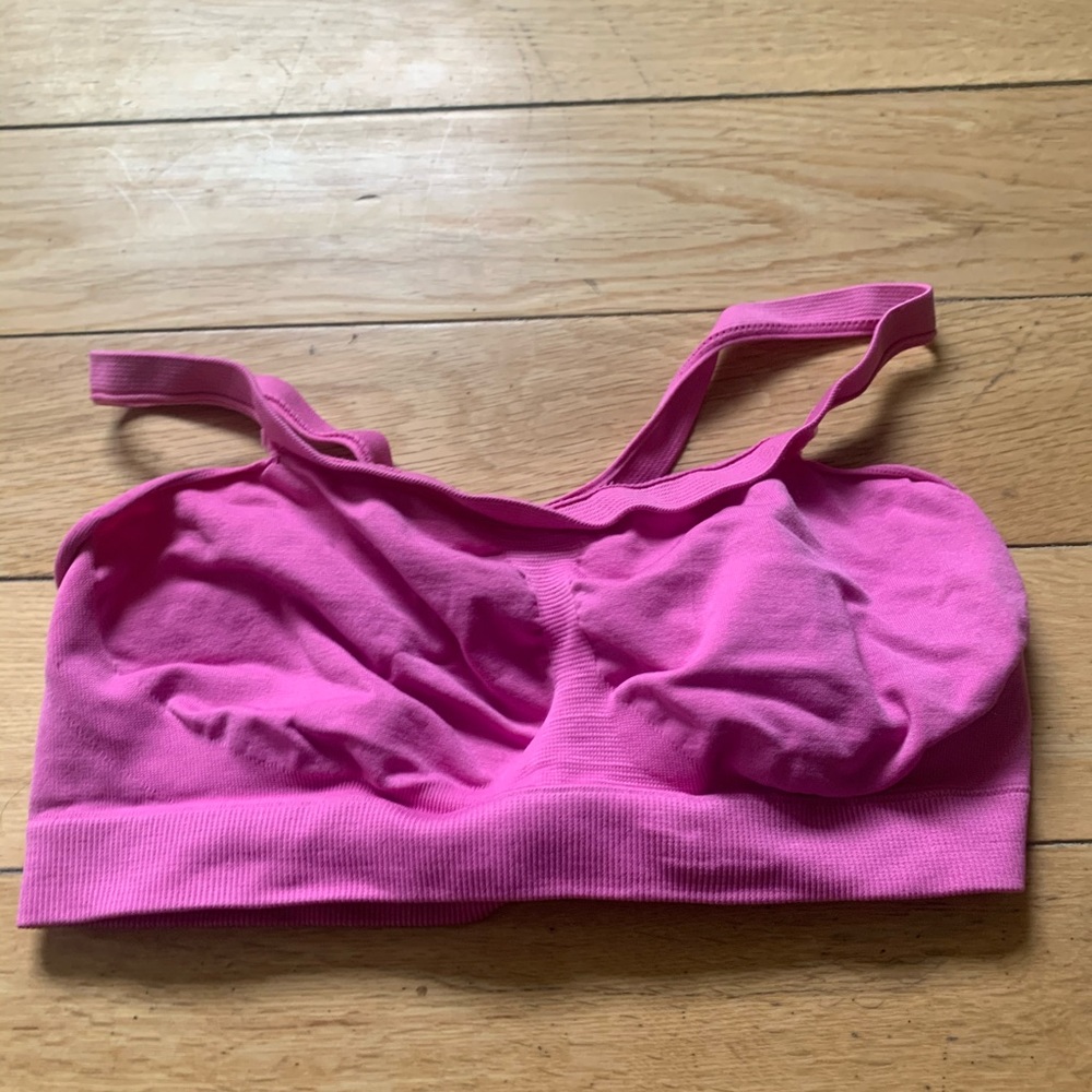 Super Comfy Hanes Sportsbra Size Small